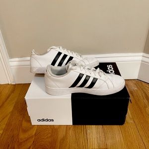 Womens Adidas Sneakers